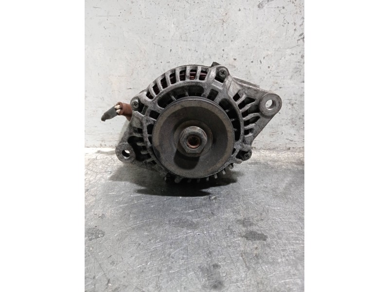 Recambio de alternador para nissan almera (n16/e) referencia OEM IAM 165526100  