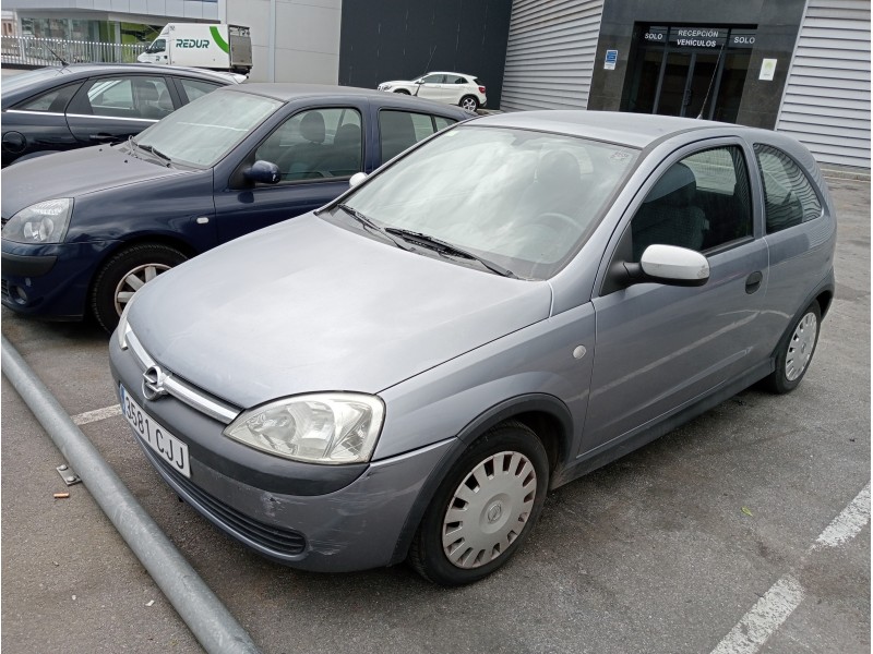 opel corsa c del año 2003
