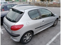 peugeot 206 berlina del año 2000 2