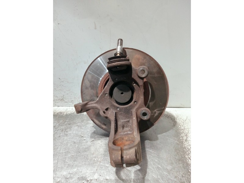 Recambio de mangueta delantera derecha para ford transit caja cerrada, media (fy) (2000 =>) referencia OEM IAM YC153K185  