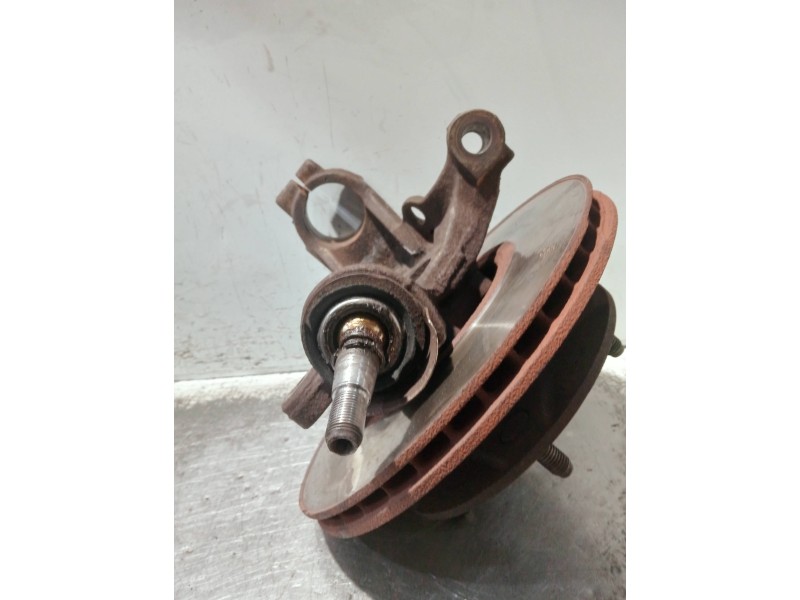 Recambio de mangueta delantera derecha para ford transit caja cerrada, media (fy) (2000 =>) referencia OEM IAM YC153K185  