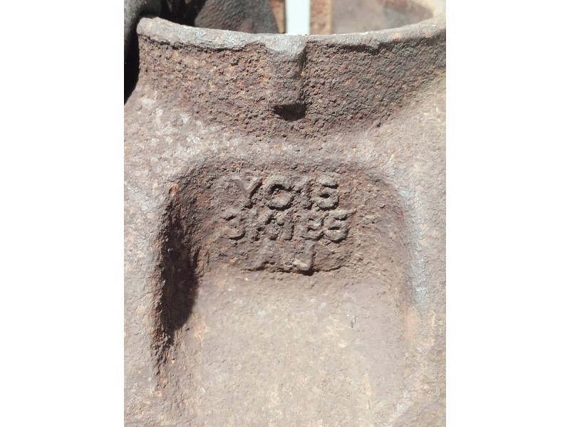 Recambio de mangueta delantera derecha para ford transit caja cerrada, media (fy) (2000 =>) referencia OEM IAM YC153K185  