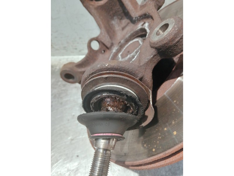 Recambio de mangueta delantera izquierda para ford transit caja cerrada, media (fy) (2000 =>) referencia OEM IAM YC153K186  