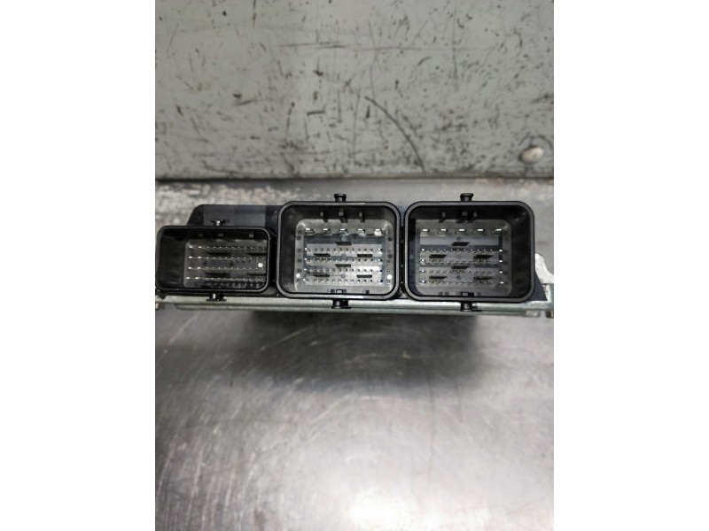 Recambio de centralita motor uce para volvo v40 referencia OEM IAM 31355712 S180134103A SID807EVO