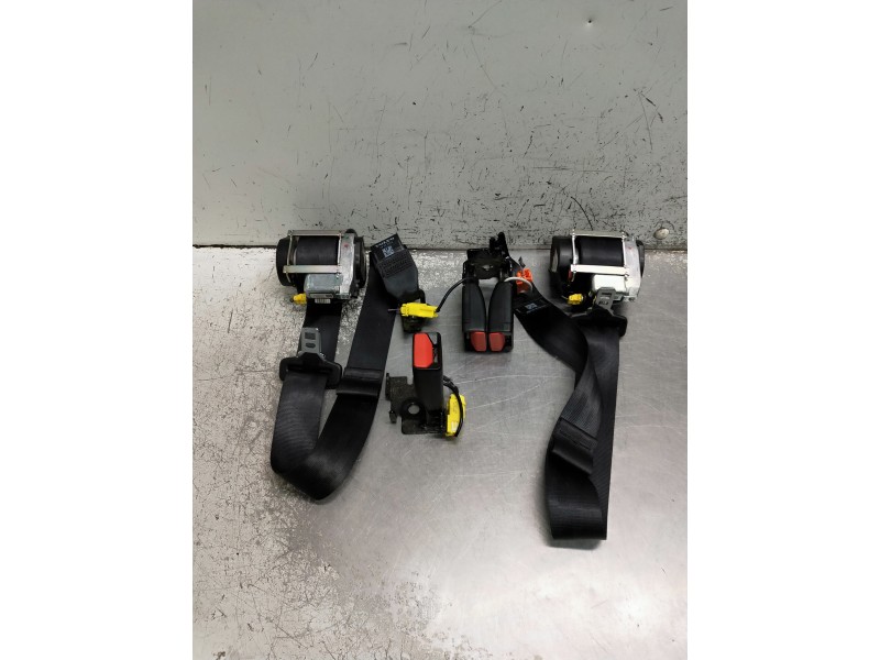 Recambio de juego cinturones trasero para volvo v40 referencia OEM IAM 619894600 07042014 08042014 5P