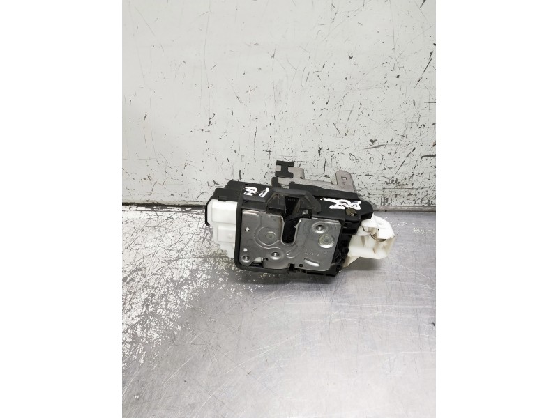 Recambio de motor cierre centralizado delantero izquierdo para volvo v40 referencia OEM IAM 31391822 933373107 5P