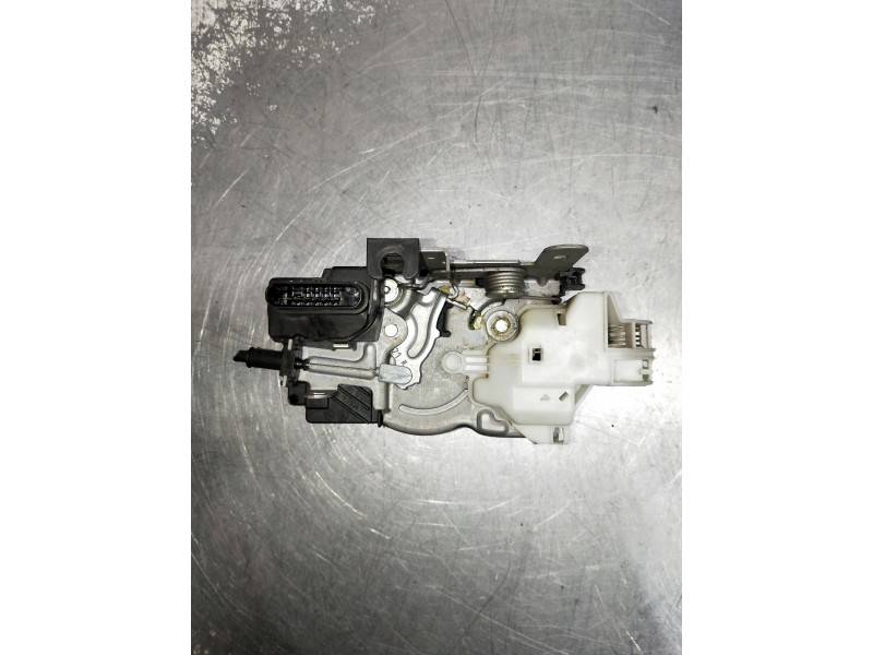 Recambio de motor cierre centralizado trasero derecho para volvo v40 referencia OEM IAM 31391831 933385107 5P