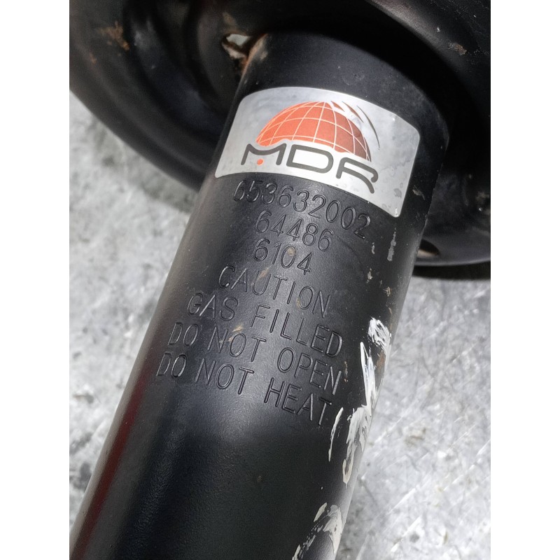 Recambio de amortiguador delantero derecho para opel vectra b berlina referencia OEM IAM 653632002  