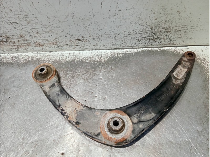Recambio de brazo suspension inferior delantero izquierdo para citroen c4 picasso referencia OEM IAM 566793  