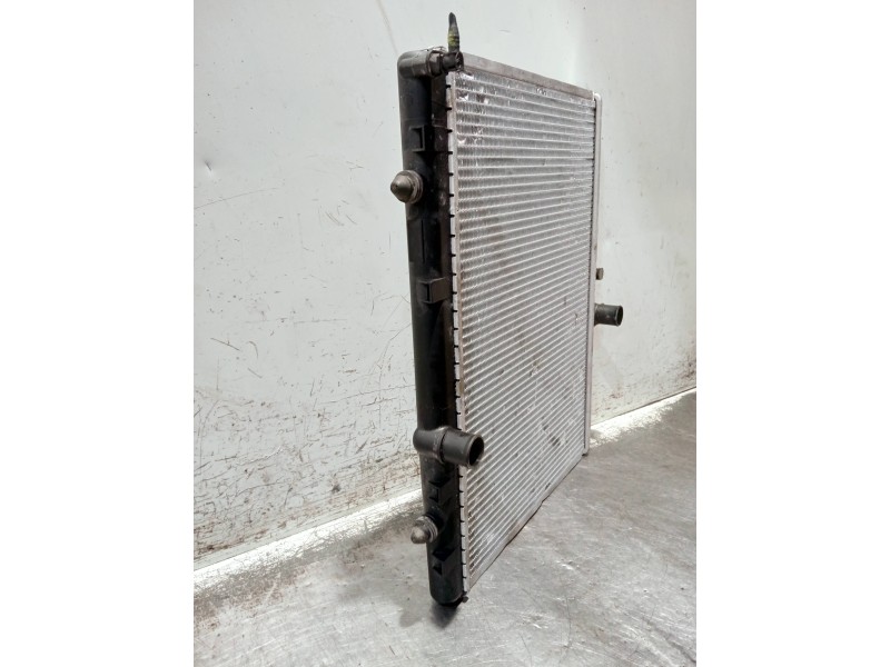 Recambio de radiador agua para citroen c4 picasso referencia OEM IAM 2002112  