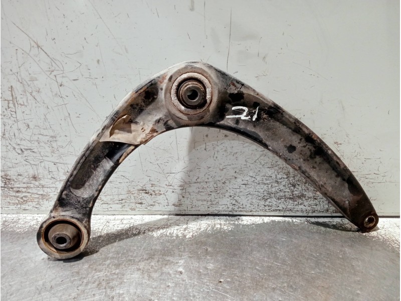 Recambio de brazo suspension inferior delantero izquierdo para citroen c4 picasso referencia OEM IAM 566793  