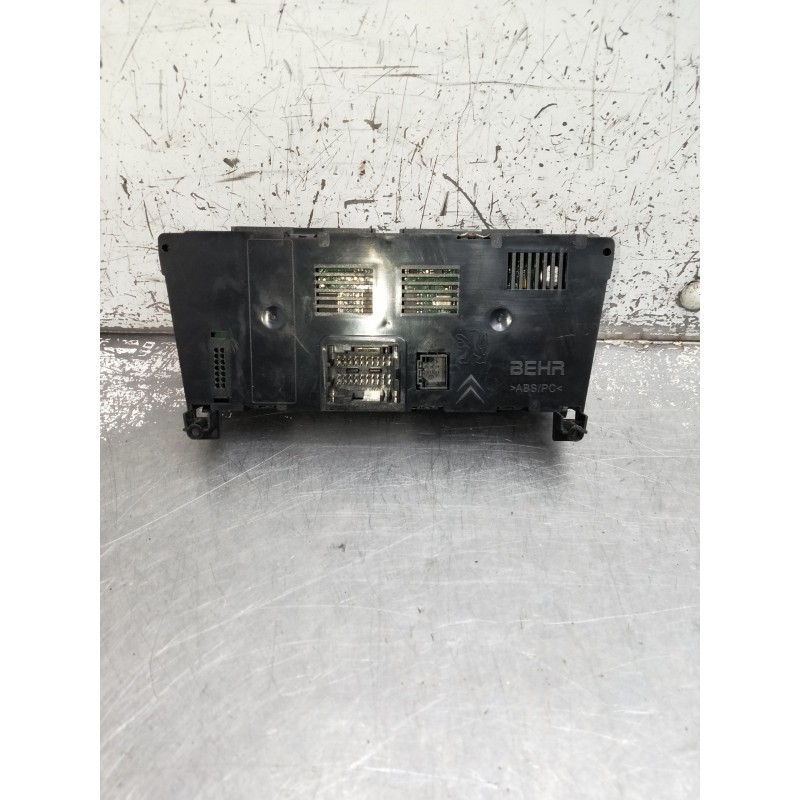 Recambio de mando calefaccion / aire acondicionado para peugeot 5008 referencia OEM IAM 96738323XT A2C37822700 