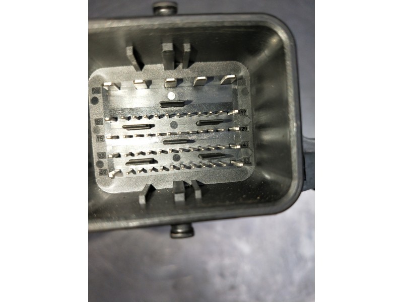 Recambio de centralita motor uce para peugeot 5008 referencia OEM IAM 9804127280 9666681180 SID807E S180123008