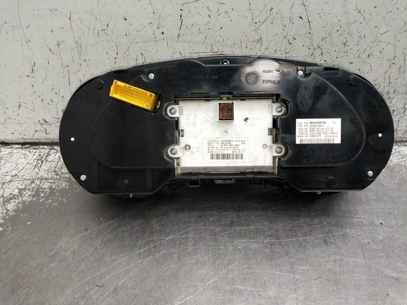 Recambio de cuadro instrumentos para peugeot 5008 referencia OEM IAM 9806268180 9804898580 