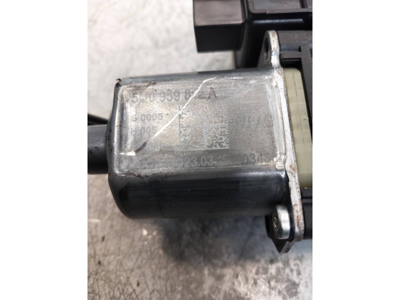 Recambio de motor elevalunas trasero derecho para seat leon (5f1) referencia OEM IAM 5Q0959812  5P RANCHERA