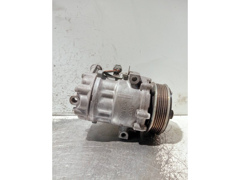 Recambio de compresor aire acondicionado para opel combo d referencia OEM IAM 51893889  