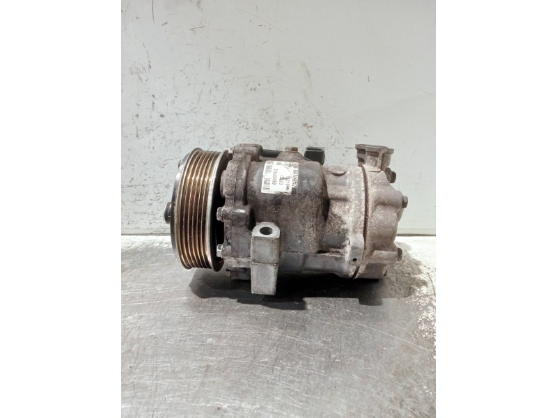Recambio de compresor aire acondicionado para opel combo d referencia OEM IAM 51893889  