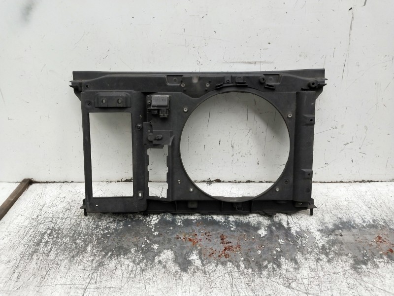 Recambio de panel frontal para peugeot 5008 referencia OEM IAM 9676568780  