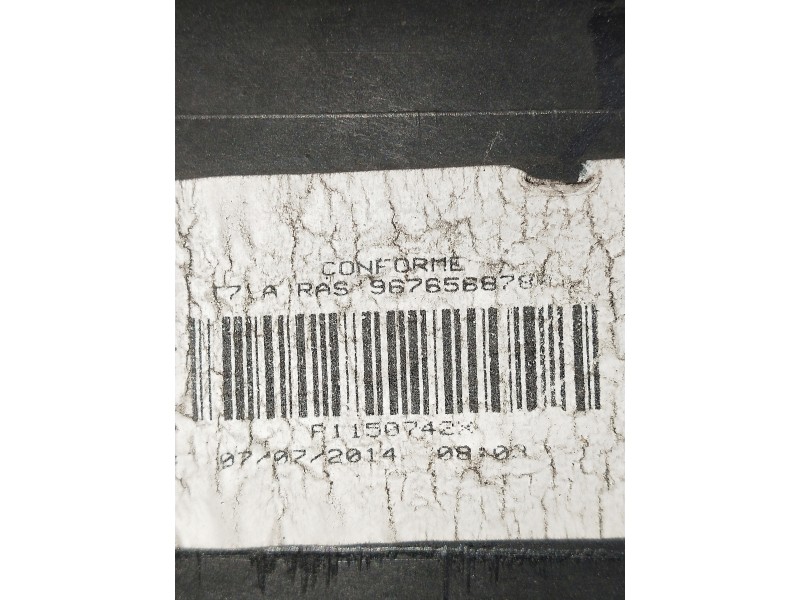 Recambio de panel frontal para peugeot 5008 referencia OEM IAM 9676568780  