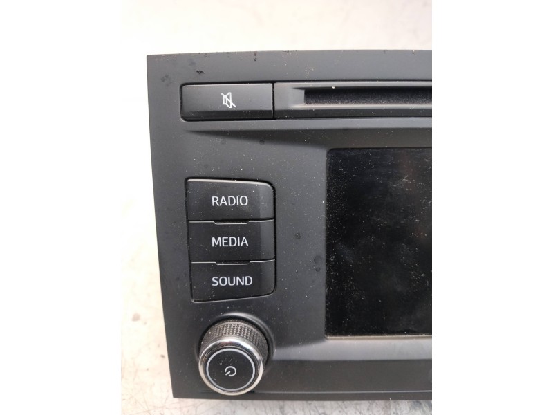 Recambio de sistema audio / radio cd para seat leon (5f1) referencia OEM IAM 5F0035869A  