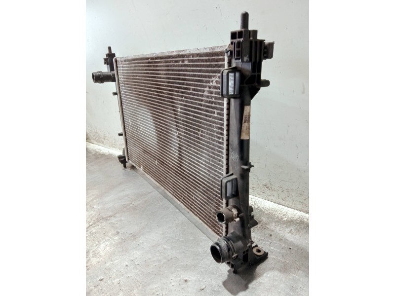 Recambio de radiador agua para opel combo d referencia OEM IAM 8E4262100  