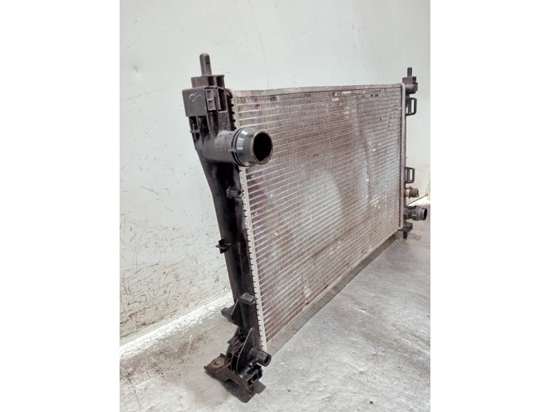 Recambio de radiador agua para opel combo d referencia OEM IAM 8E4262100  