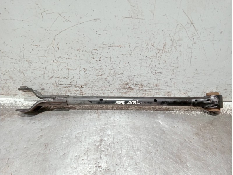 Recambio de tirante trasero derecho para opel combo d referencia OEM IAM 520526250E  