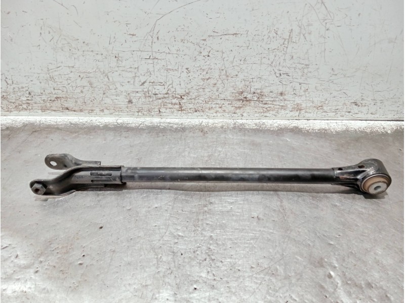 Recambio de tirante trasero derecho para opel combo d referencia OEM IAM 520526250E  