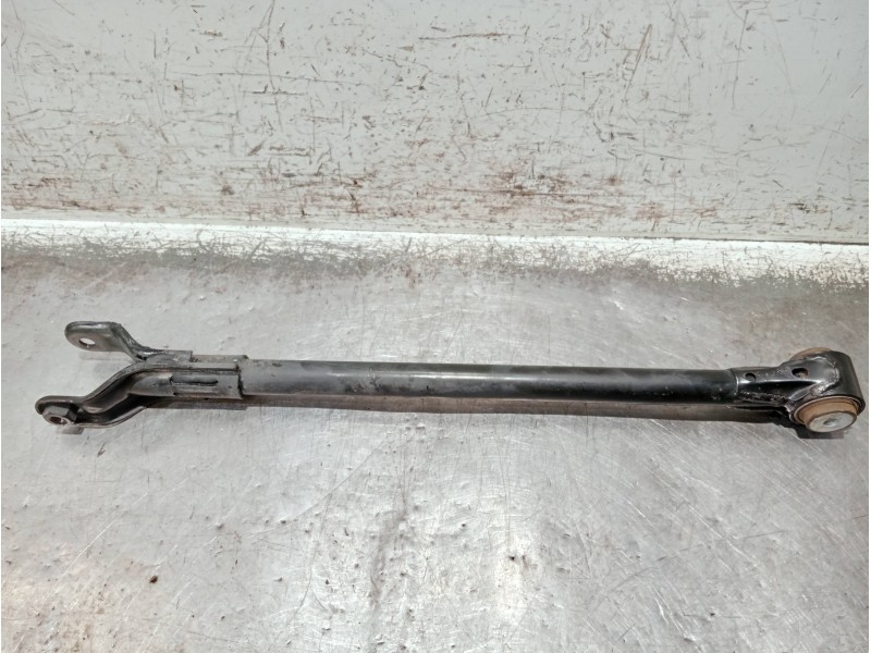 Recambio de tirante trasero izquierdo para opel combo d referencia OEM IAM 520526250E  