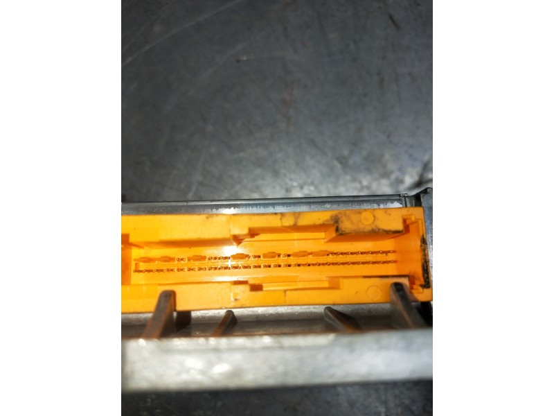 Recambio de centralita airbag para opel combo (corsa c) referencia OEM IAM 24417008 32796935 