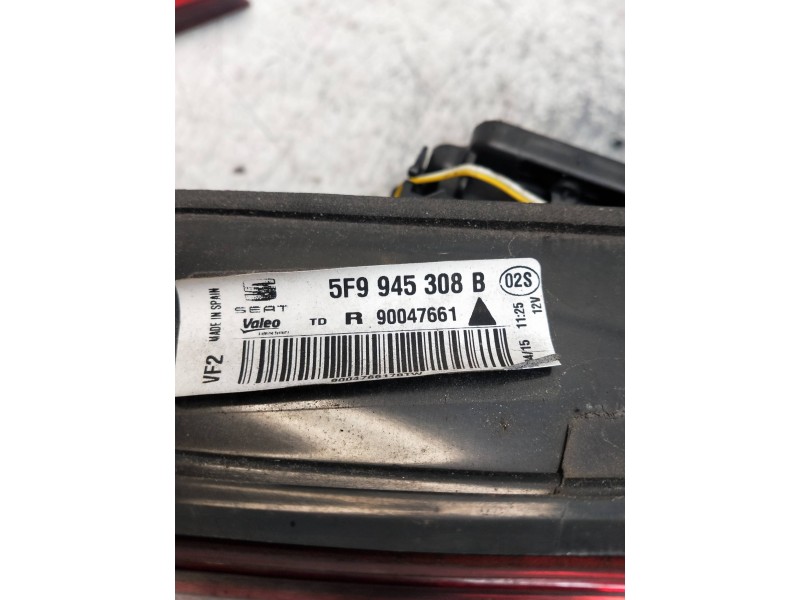 Recambio de piloto trasero derecho interior para seat leon (5f1) referencia OEM IAM 5F9945308B 90047661 