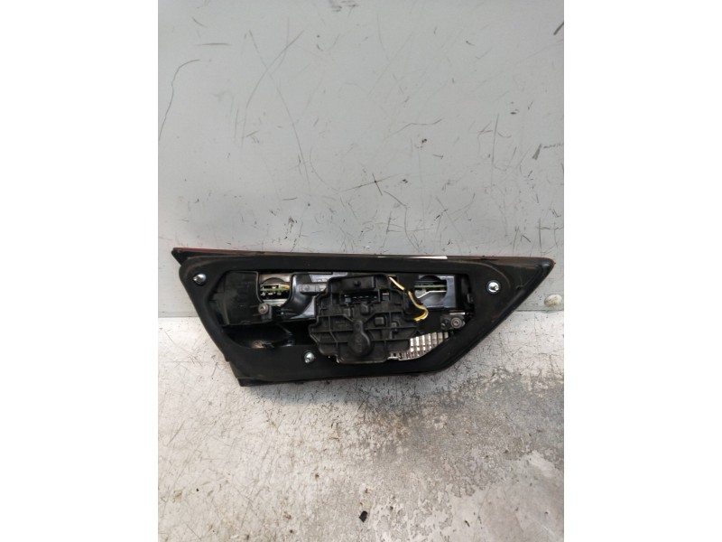 Recambio de piloto trasero derecho interior para seat leon (5f1) referencia OEM IAM 5F9945308B 90047661 