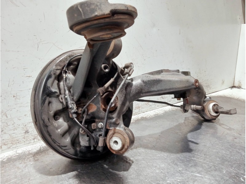 Recambio de mangueta delantera derecha para opel combo d referencia OEM IAM 51908759  