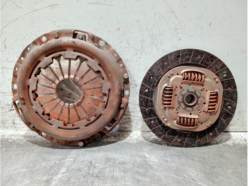 Recambio de kit embrague para opel combo d referencia OEM IAM 55254796 55261926 