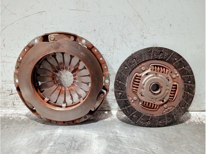 Recambio de kit embrague para opel combo d referencia OEM IAM 55254796 55261926 