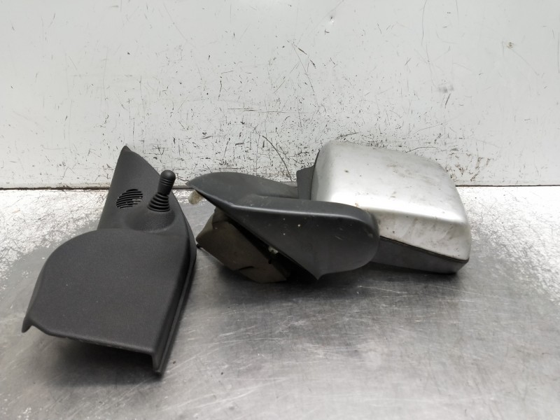 Recambio de retrovisor izquierdo para opel combo (corsa c) referencia OEM IAM   MANUAL