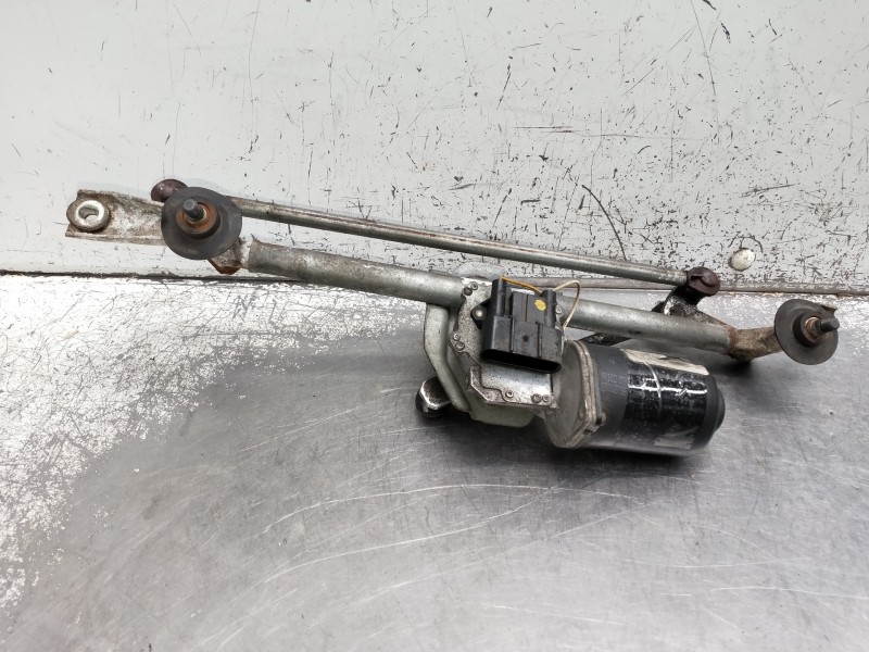 Recambio de motor limpia delantero para opel combo (corsa c) referencia OEM IAM 09225616  