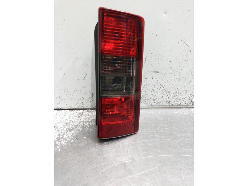 Recambio de piloto trasero derecho para opel combo (corsa c) referencia OEM IAM   