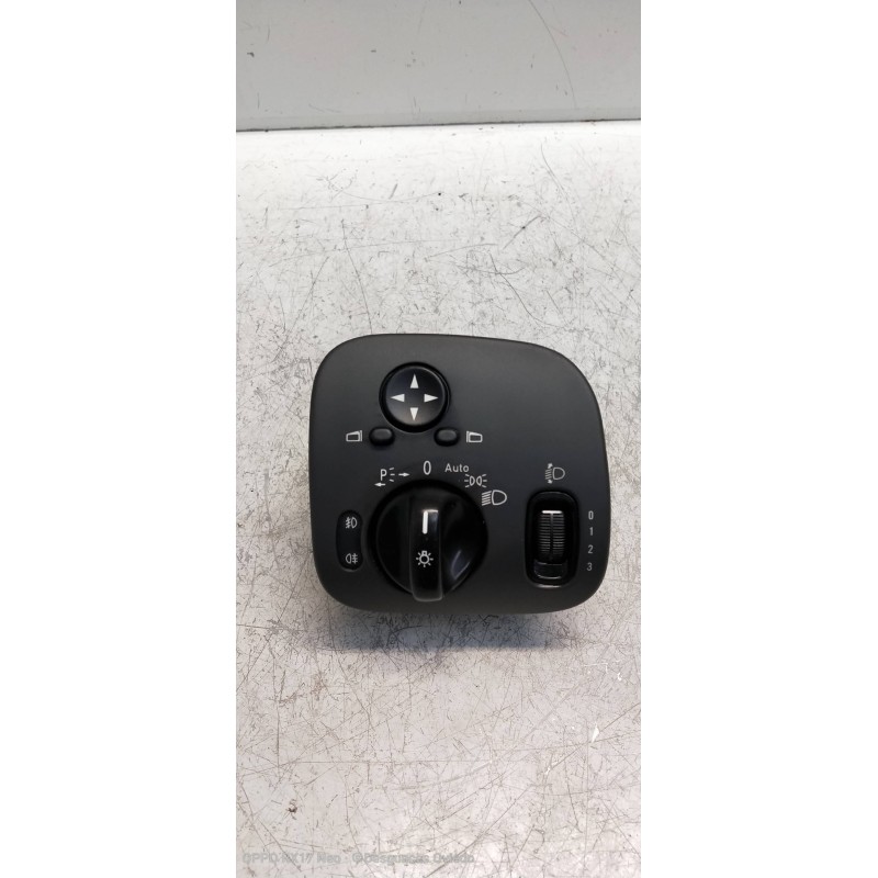 Recambio de mando luces para mercedes clase c (w203) sportcoupe c 220 cdi (203.706) referencia OEM IAM   