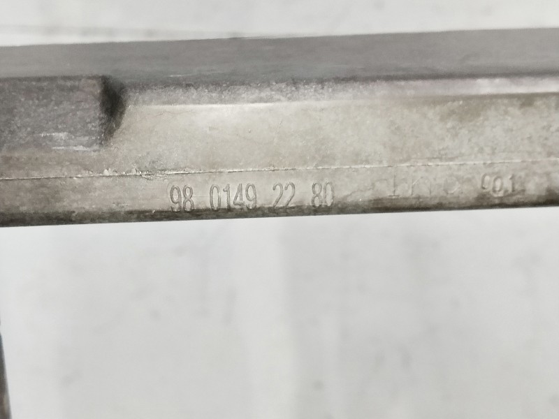 Recambio de panel frontal para citroen c4 cactus bluehdi 100 referencia OEM IAM 9801492280  