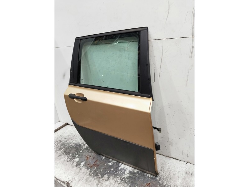 Recambio de puerta trasera derecha para fiat stilo multi wagon (192) referencia OEM IAM   5P