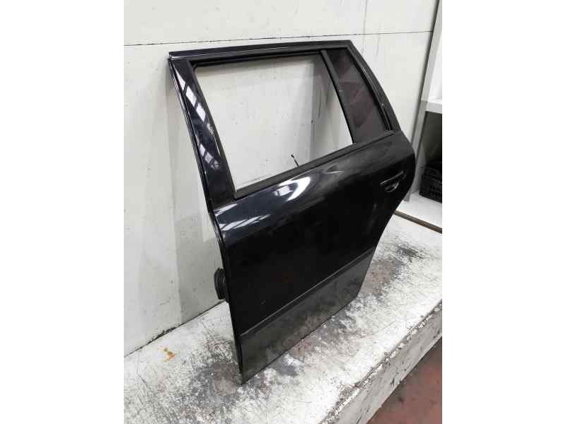 Recambio de puerta trasera izquierda para skoda octavia combi (1u5) referencia OEM IAM   5P