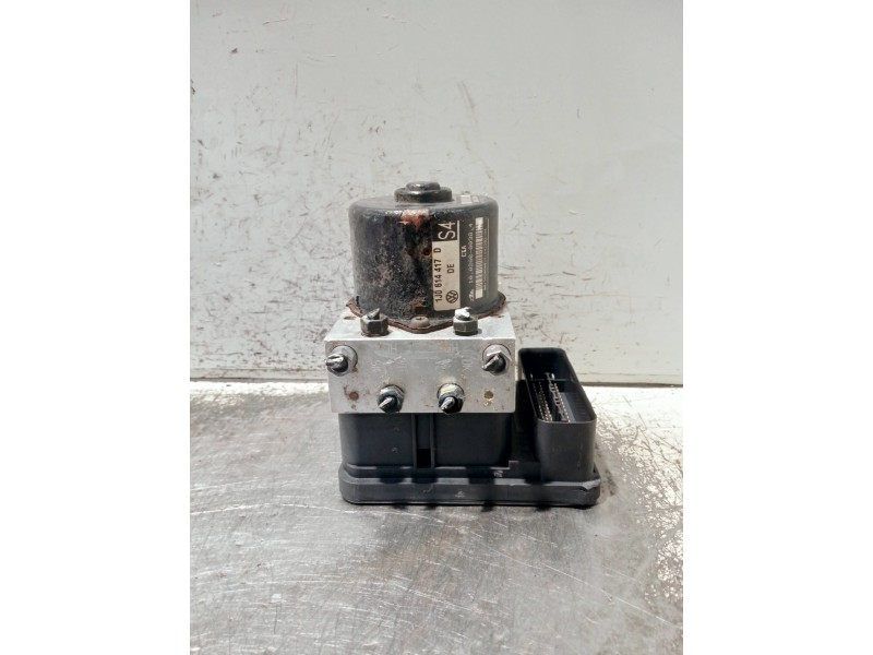 Recambio de abs para skoda octavia combi (1u5) referencia OEM IAM 1C0907379K 1J0614417D 10020600384