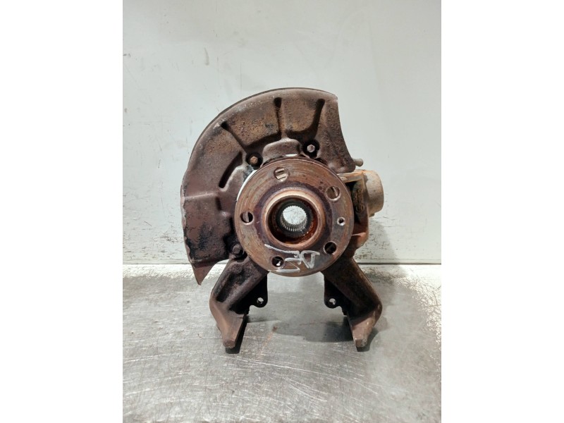 Recambio de mangueta delantera derecha para skoda octavia combi (1u5) referencia OEM IAM 1J06AJ  