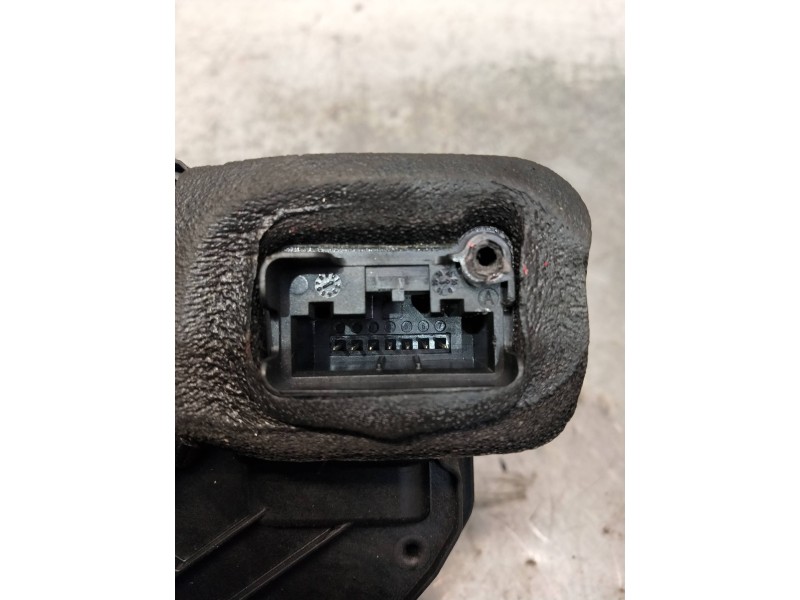 Recambio de motor cierre centralizado delantero derecho para seat leon (5f1) referencia OEM IAM 5K1837016E  