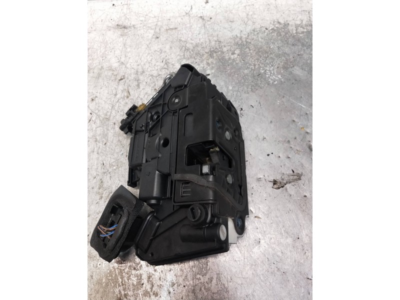 Recambio de motor cierre centralizado trasero izquierdo para seat leon (5f1) referencia OEM IAM   
