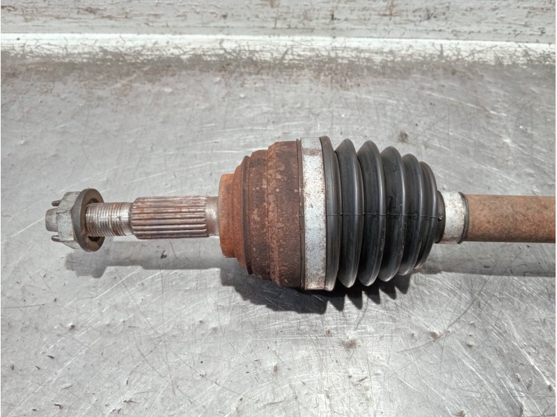 Recambio de transmision delantera izquierda para renault clio iii referencia OEM IAM 8200499585 BJ87LACBR363 