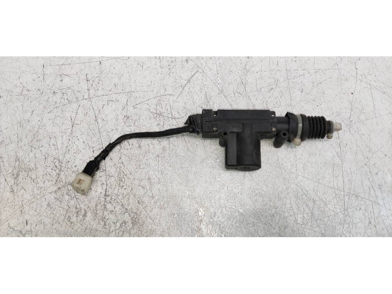 Recambio de motor cierre centralizado delantero derecho para tata indica 1.4 d referencia OEM IAM   