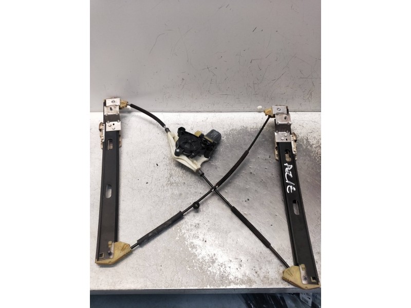 Recambio de motor elevalunas delantero izquierdo para seat leon (5f1) referencia OEM IAM 5Q0959801B  5P RANCHERA