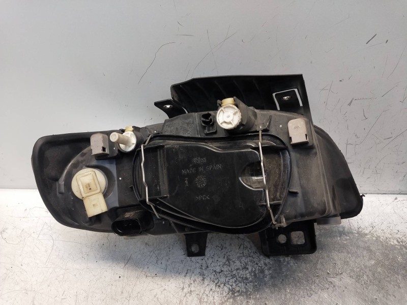 Recambio de faro izquierdo para seat cordoba berlina (6k2) referencia OEM IAM   
